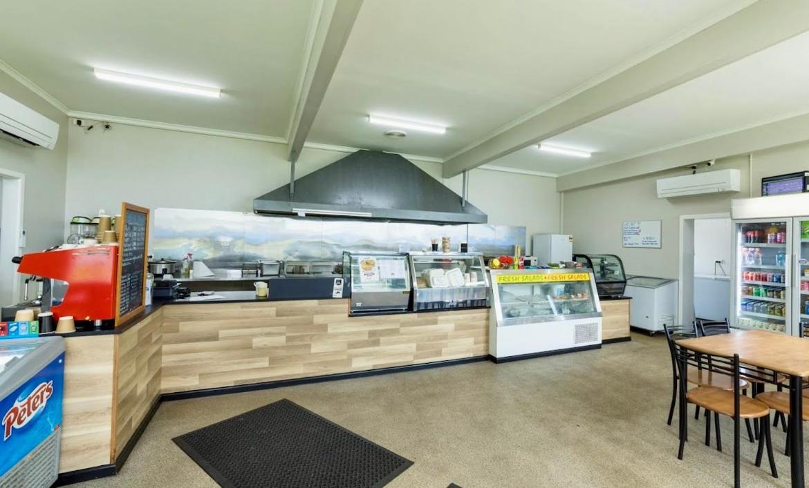 Millicent Lakeside Caravan Park Hotel Екстериор снимка