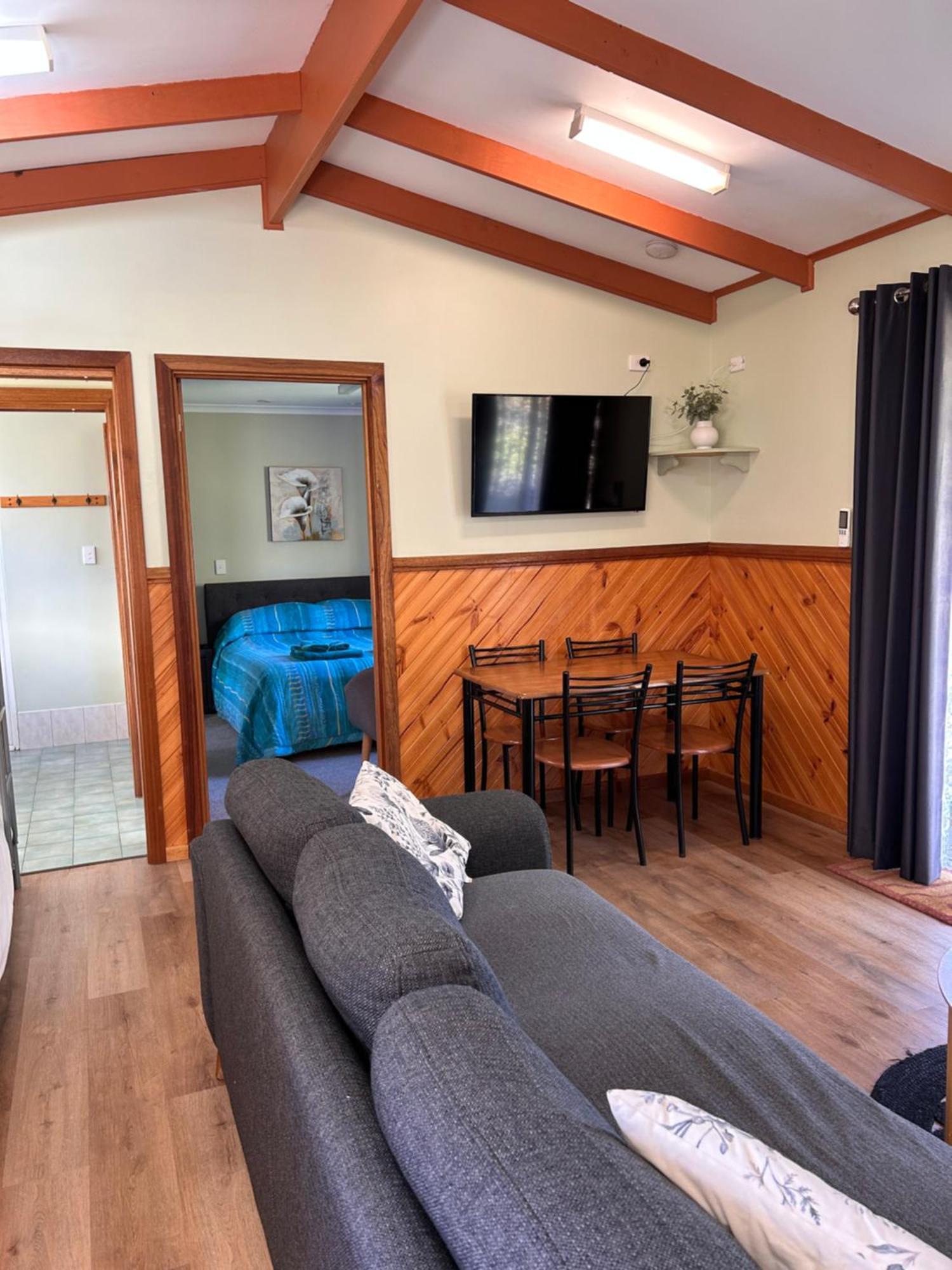 Millicent Lakeside Caravan Park Hotel Екстериор снимка