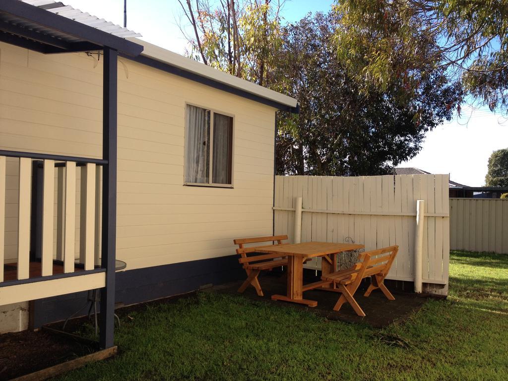 Millicent Lakeside Caravan Park Hotel Екстериор снимка